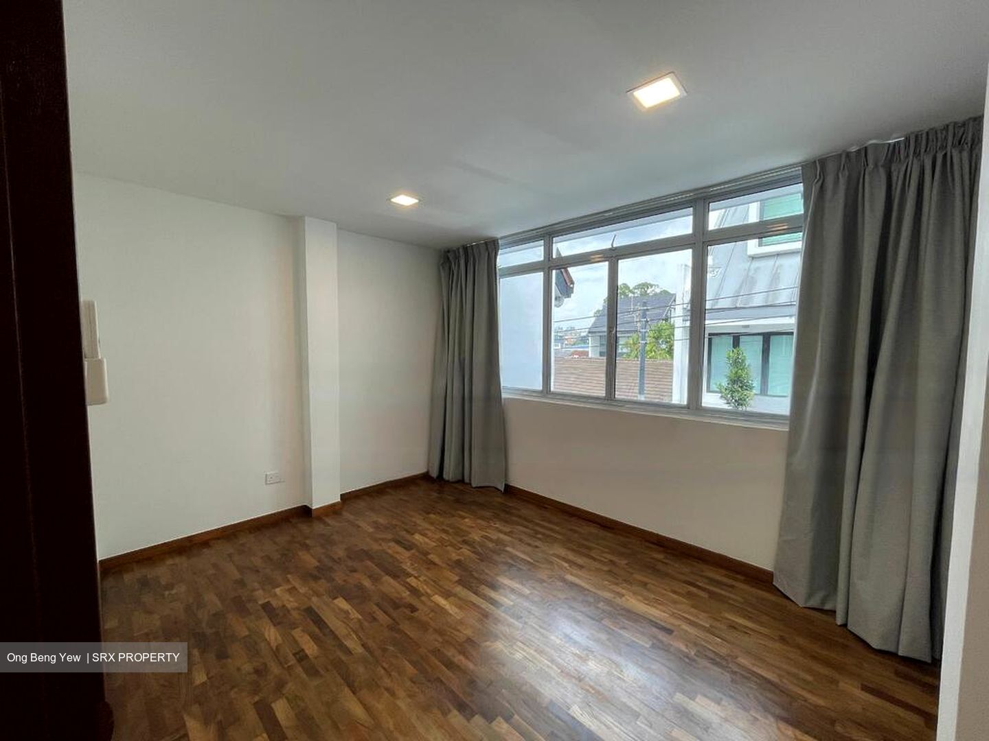 160 YISHUN STREET 11 (D27), Shop House #462631351